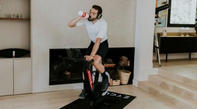Dormitorio para ciclistas: descanso, orden y entrenamiento